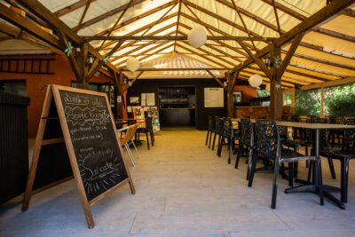 Het restaurant van de camping